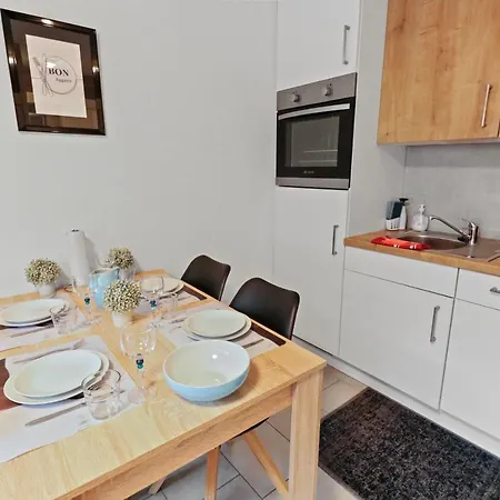 En Plein Centre De Montana Appartement