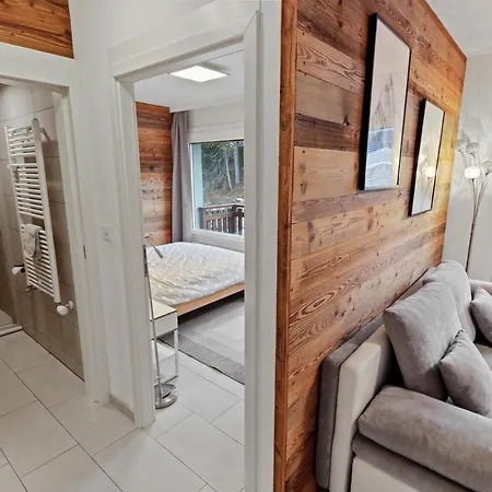 En Plein Centre De Montana アパート